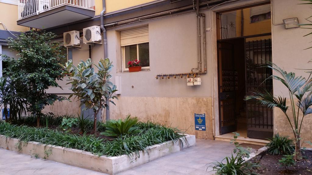 B&B Casa Valeria Catânia Quarto foto